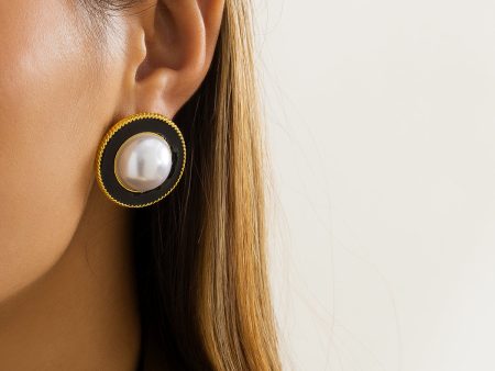 Black Enamel & Pearl Round Stud Earrings Cheap