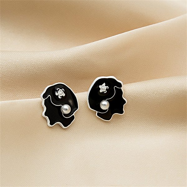 Black Enamel & Pearl Beauty Stud Earrings Discount